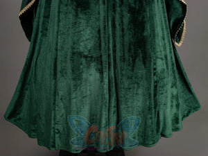 Alicent Hightower cosplay costume shapes a refined medieval queen look with teal court styling and robe lines.