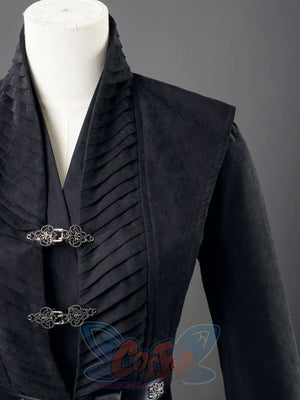 Rhaenys Targaryen cosplay costume detail view keeps the outfit trim and layered costume pieces easy to inspect.