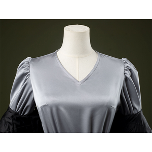 Attack of the Clones Padmé Amidala Cosplay Costume, sliver gray top with V-shaped collar.