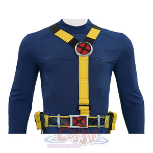 Cyclops cosplay chest close-up featuring X-Men logo, yellow shoulder patches and utility belt