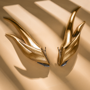 Dan Heng Permansor Terrae Cosplay Costume, gold dragon horn decoration.