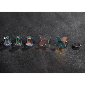 Game Rivals Emma Frost Cosplay Costume, this includes X-shaped rings, metal ring and gemstone rings.