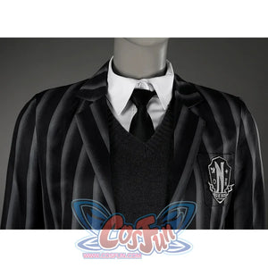 Striped suit jacket with black knitted vest, white shirt and black tie, create a simple and formal combination.