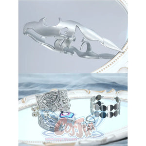 Yao Guang cosplay arm band and bracelet set with silver ornamental design and decorative elements