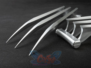 Wolf Claw Silver Blade cosplay prop pairs multi-bladed silver claws secured to attached hand grips.