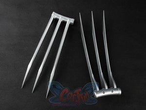Wolf Claw Silver Blade cosplay prop layers two pairs of three-pronged silver claw accessories together.