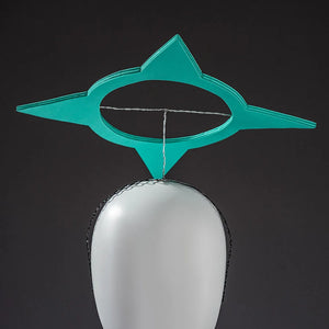 Nangong Yu cosplay teal star-shaped head ring prop displayed on a mannequin head