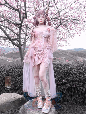 Summer Gothic Velvet Embroidery Big Hem Court Skirt