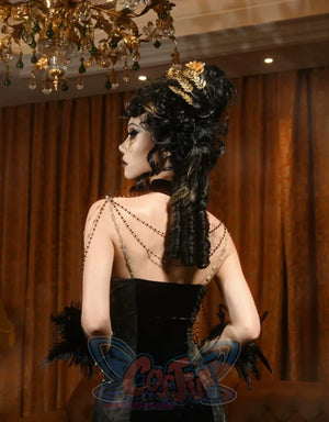 Gilt European Classical Slim Hem Halter Dress