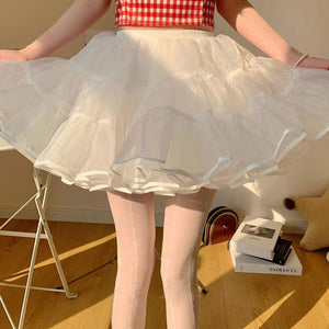 White petticoat: floral-patterned skirt