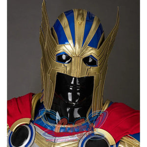 Thor: Love and Thunder Cosplay costume 's design of the helmet is full of elements of ancient warriors, there are smooth metallic texture and feathered decoration.