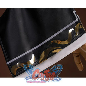 Wuthering Waves Buling Cosplay Costume has a circle of gold on the cuffs.