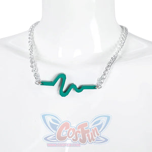 The chain part of the necklace is a silver metal chain, and the pendant is a green wave-shaped pattern.