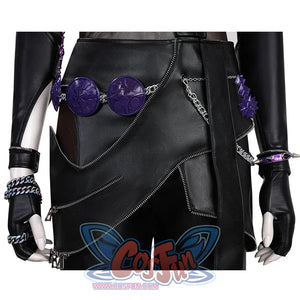 Zoey Cosplay Costume KILLER Black Suit apron is mainly black with a mix of PU leather, purple round ornaments and metal chains on the waist.