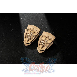 Genshin Impact Amber cosplay hand back accessories pair gold-tone emblems with leaf-shaped cutouts.