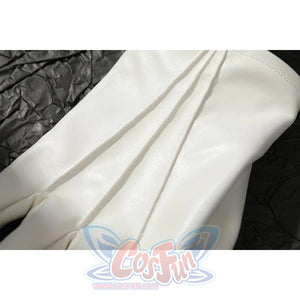 Buggy the Star Clown cosplay glove detail focuses on white fingers edged by narrow seam lines