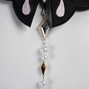 Honkai: Star Rail Castorice Gossamer Flutter cosplay costume presents a black choker charm dangling from a velvet base.