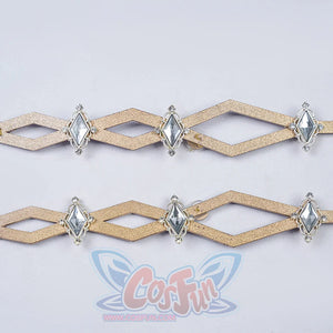 Genshin Impact Citlali Whispers of Stars and Smoke cosplay costume centers twin gold-tone waist bands beside purple details.