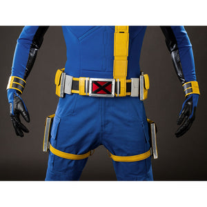 Cyclops Scott Summers cosplay utility belt anchors yellow pouches and a red X buckle over blue pants.