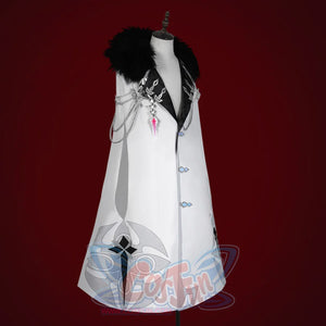 Genshin Impact Columbina cosplay cape pairs black fur-trimmed hood over silver chain and pink jewel.