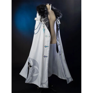COSFUN Genshin Impact Il Dottore cosplay cape layers black fur collar over silver-embroidered white wool.