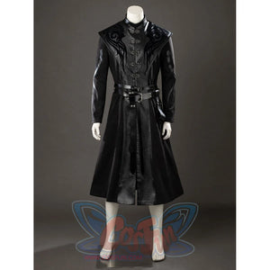 House of the Dragon Daemon Targaryen cosplay robe falls in a long black front view below twin belts