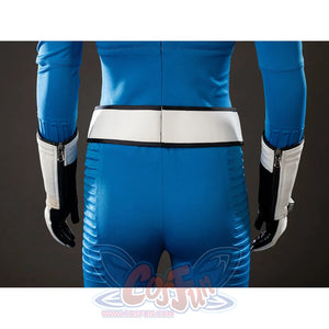 Invisible Woman cosplay costume back waist detail anchors the white belt between blue pants and gloves.