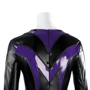 Marvel Rivals Black Cat Felicia Hardy cosplay back bodysuit detail layers purple curves over glossy black fabric.