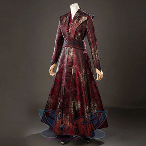 House of the Dragon Rhaenyra Targaryen cosplay costume angles the patterned robe over a wrapped waist sash.