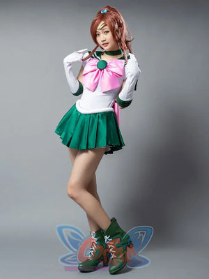 Sailor Jupiter cosplay costume upper view draws the pink bow into the green sailor collar line