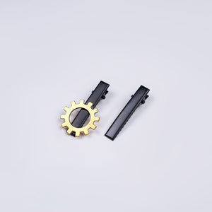 1883 Science and Medium Yongchu Taffy cosplay costume hair clips utilize a gold-tone gear accent on black slide fasteners.