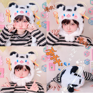 Chinese Lovely Winter Lolita White Tiger Crossbody Bag and Hat
