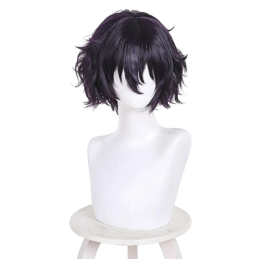 Witch Hat Atelier Agott cosplay wig featuring short black purple wavy hair on a mannequin