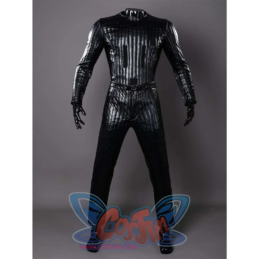 The costume integrates seamlessly with character-specific accessories, featuring attachment points for props and a design that complements iconic armor pieces.