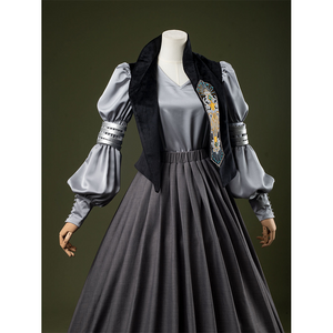 Attack of the Clones Padmé Amidala Cosplay Costume, the vest is made of velvet and can be opened at the front.