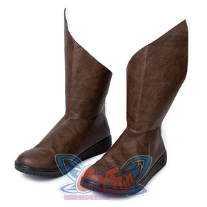 Baldur’s Gate 3 Astarion Cosplay Boot's side view, brown PU leather boots with natural texture on the surface, slightly upturned boot opening like a sharp corner, black sole, and relatively stable bottom.