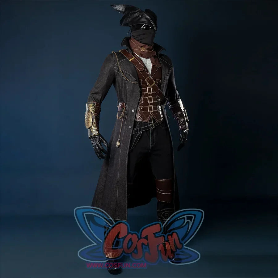 Bloodborne Hunter Ludwig Cosplay costume's main colors is black, the body looks smooth from the side, the face is tightly wrapped with a black mask, and he wears a dark robe with a wide shawl, the vest is made of heavy leather, with a lot of belts and decorative belts on the clothes, and tight pants with leather knee pads underneath.