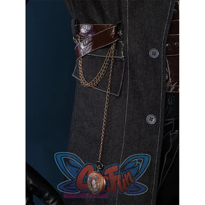 Bloodborne Hunter Ludwig Cosplay costume has a gold metal pocket watch hangs on the right waist of the coat, full of retro elements.