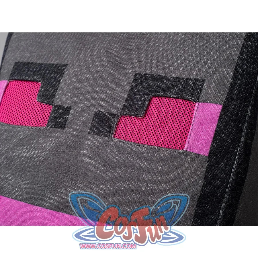 COSFUN Original Ender Dragon Cosplay headgear, close-up of the eye part, it has two eye holes covered with magenta mesh