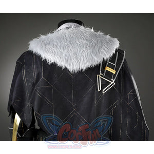 Clair Obscur: Expedition 33 Verso Cosplay Costume about back view of hairy collar.