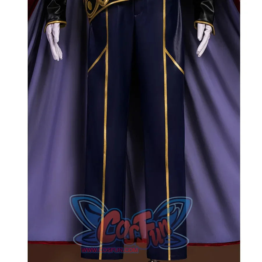 The pants of the Suzaku_Kururugi are simple and slim-fitting, with exquisite gold trim.