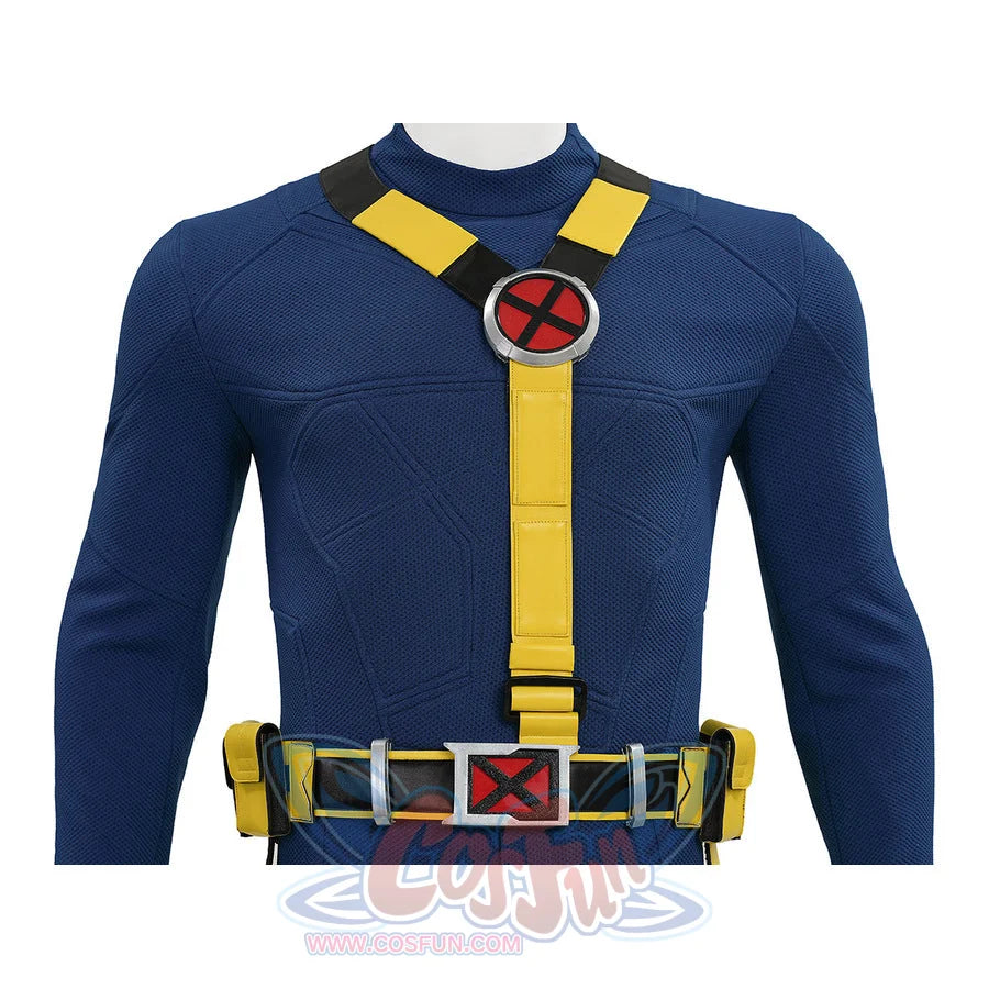 Cyclops cosplay chest close-up featuring X-Men logo, yellow shoulder patches and utility belt