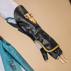 Dan Heng Permansor Terrae Cosplay Costume, black left glove with gold decoration.