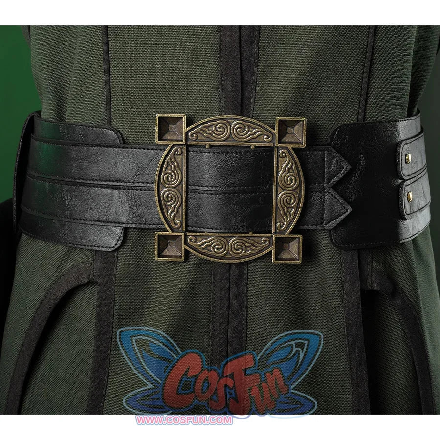 Doctor Doom Cosplay Costume belt,  the clothes are dark green, with a black belt and a round copper ornament with a square hole in the middle.