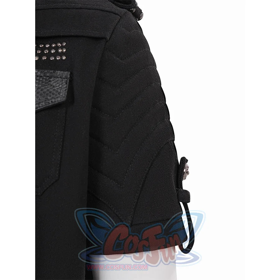 Final Fantasy XV Noctis Cosplay Costume Sleeves, the short-sleeved shirt features a textured design.