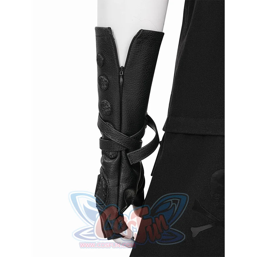Final Fantasy XV Noctis Cosplay Costume, there is a zipper on the back of the glove.