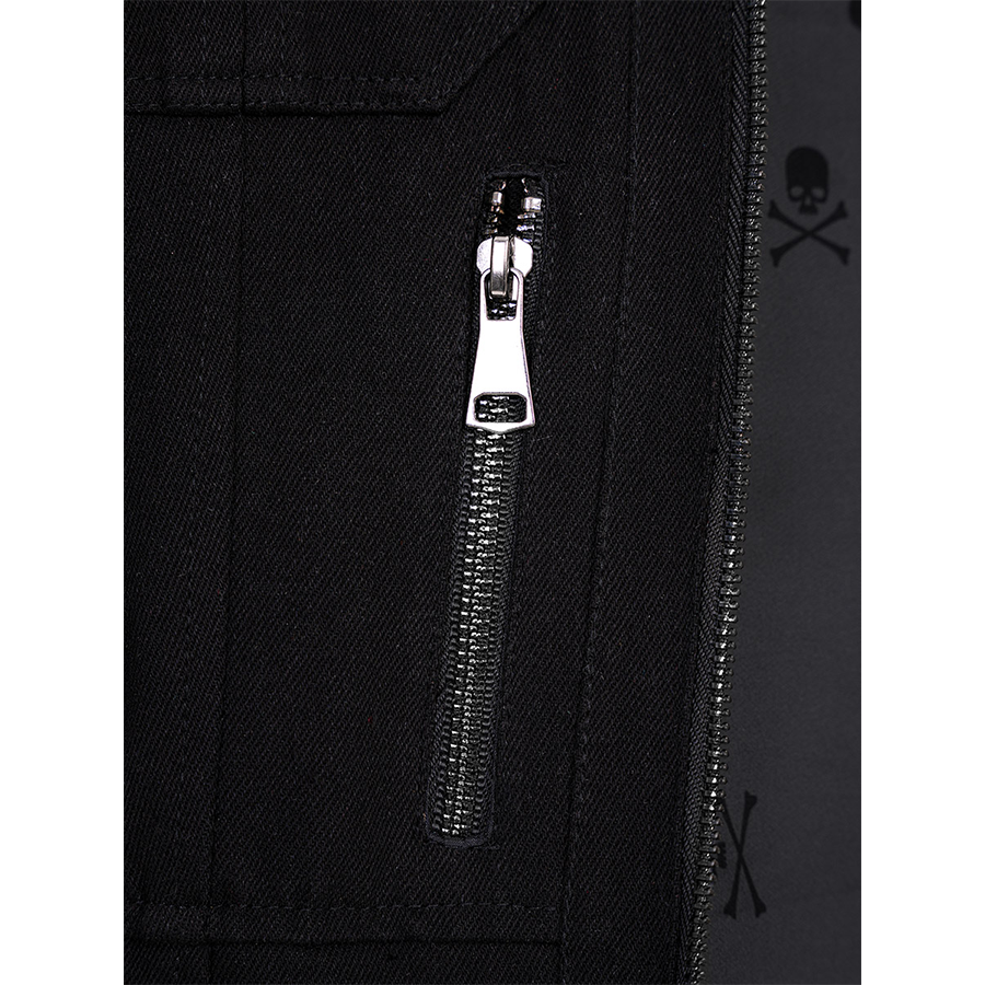 Final Fantasy XV Noctis Cosplay Costume, the jacket has a decorative zipper on each side.