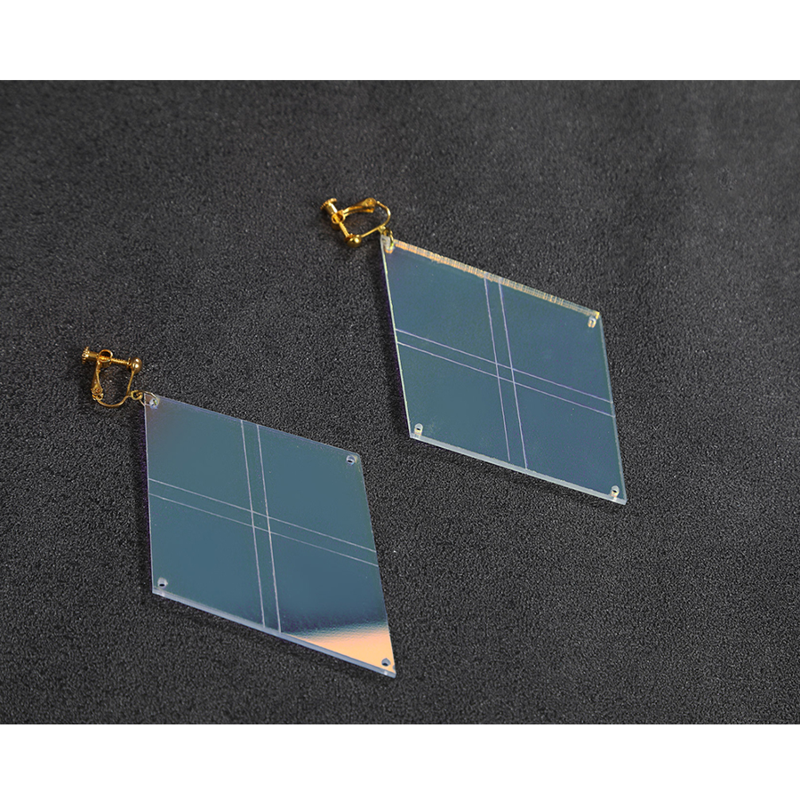 Game Rivals Emma Frost Cosplay Costume, square-shaped earrings with X-shaped engravings.