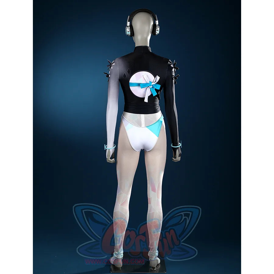Game Rivals Luna Snow Cosplay Costume, the back of the top is openwork.
