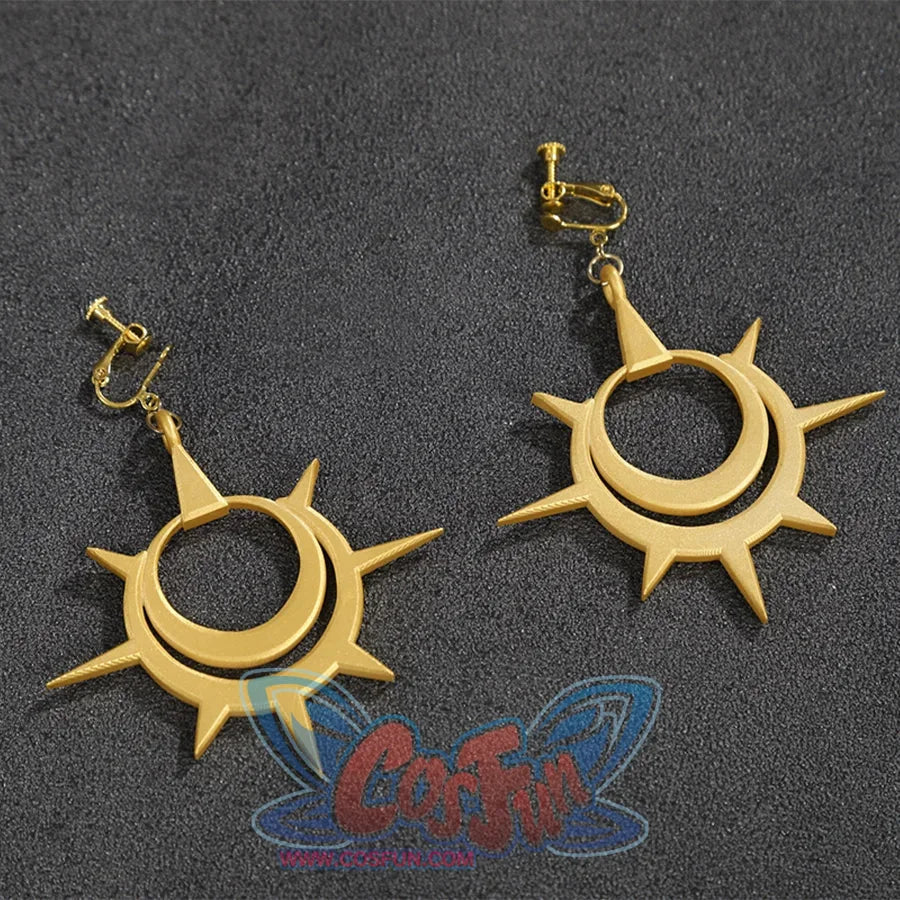 Game Rivals Ororo Munroe Cosplay  earrings have a circular center and a sharp sunray design on the outside.